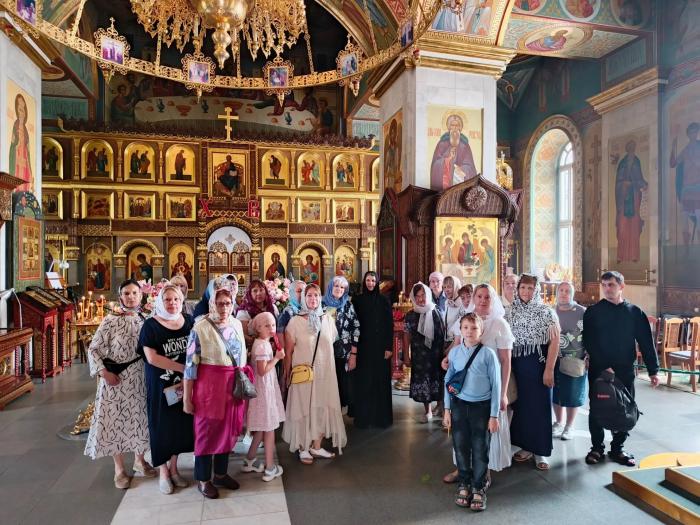 В рамках социального проекта "Забота и вера" наш монастырь посещают паломники из Липецка